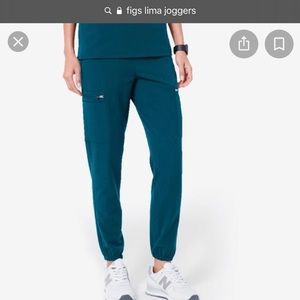 Figs Lima Joggers & Catarina top. Small.